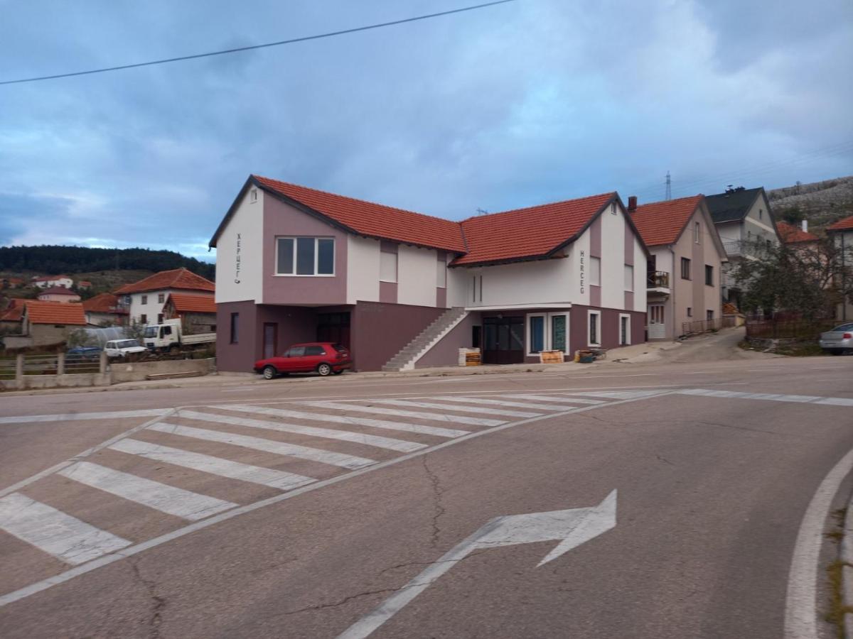Apartmani Herceg Gacko 外观 照片