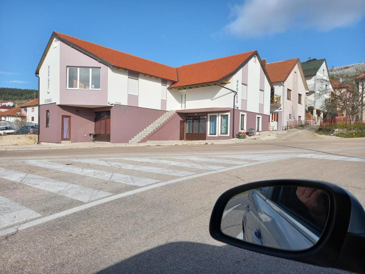 Apartmani Herceg Gacko 外观 照片
