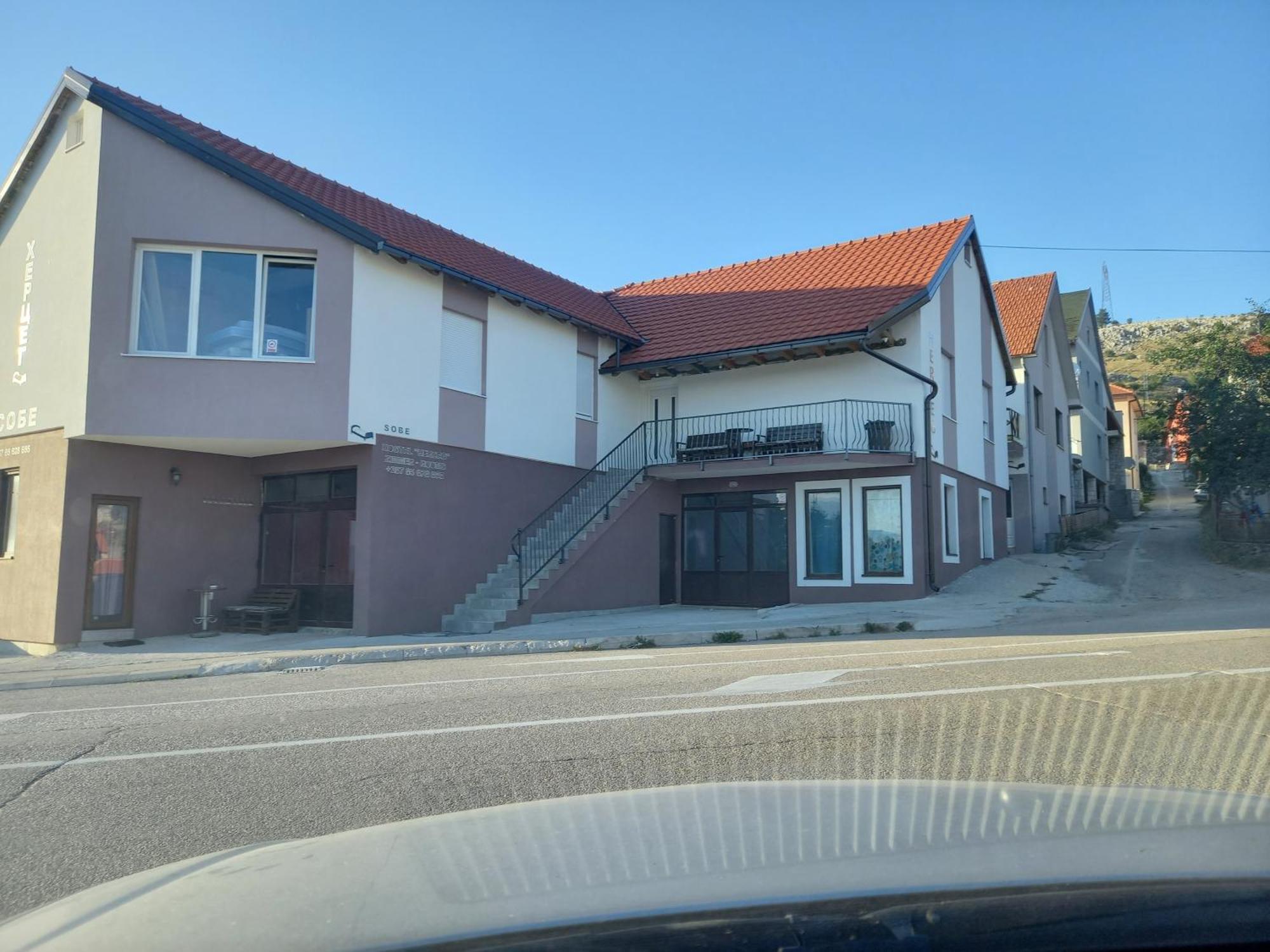 Apartmani Herceg Gacko 外观 照片